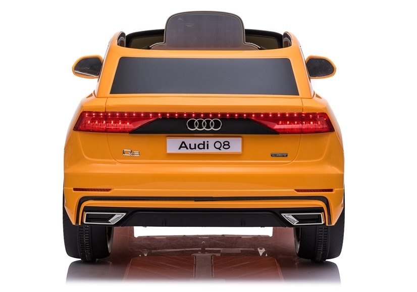 Auto na Akumulator Audi Q8 JJ2066 Zolty