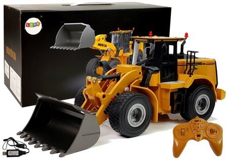 Remote Controlled Bulldozer 2.4G 1:24 Huina Moving Spoon
