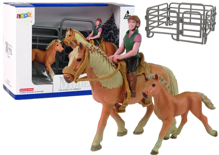 Set of 3 Figures with enclosure  Horse Riding