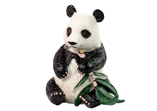 Collector's figurine Great Panda with bamboo