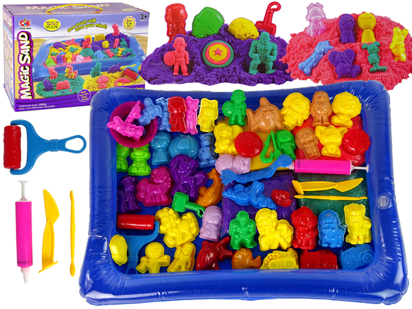 Kinetic Sand Set with Molds