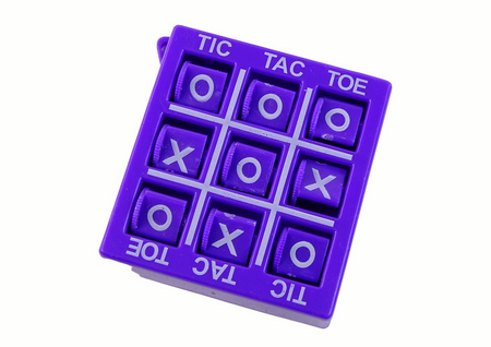 Tic-Tac-Toe 3600 Spiele: Das beste Papierspiel