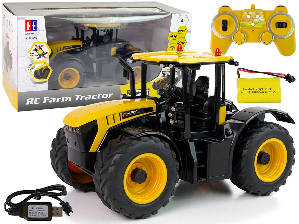 Riesiger Traktor mit Licht und Sound + Fernsteuerung Light Sound Großes  Format, Spielzeug \ Traktoren