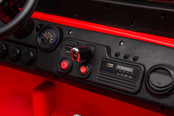 JH-102 Rotes Batterieauto