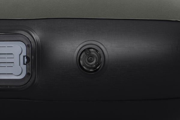 Luftmatratze mit Pumpe 203 x 152 x 30 cm Bestway 67930