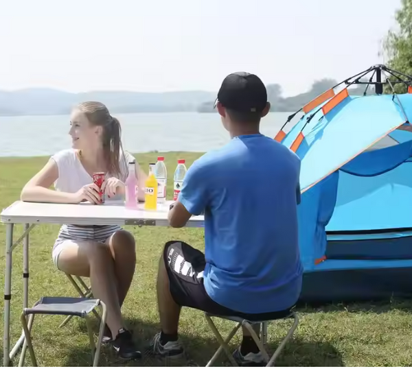 Klappbares Campingtisch-Set mit 4 Stühlen, Grau