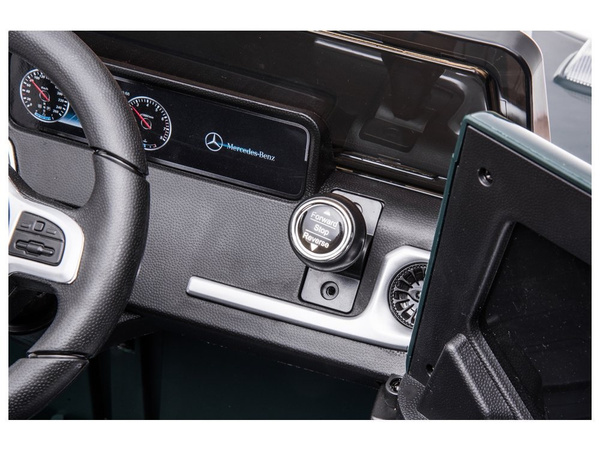 Elektroauto Mercedes G500 Grün