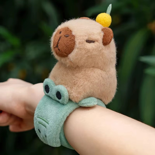 Plush Self-tightening Wristband Crocodile with Capybara