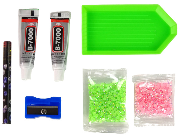 DIY Diamond Creative Kit  Green Reindeer Crystals Sequins 3D Keyring