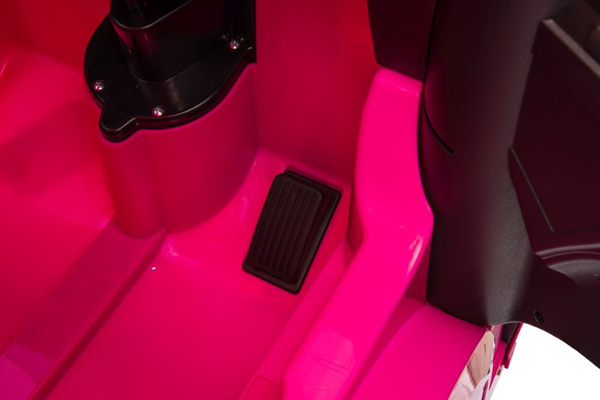 Scania 500R HL698 Pink 4x4 Battery Car