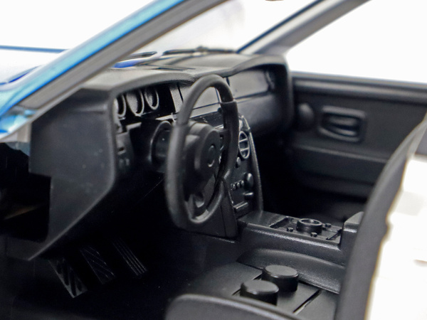 Car R/C 1:20 White and Blue Remote Controlled