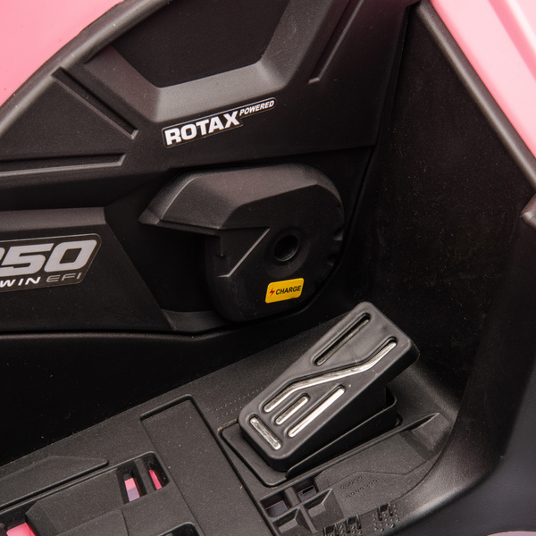 Quad Can Am Outlander 4x4 DK-CA005 Hellrosa