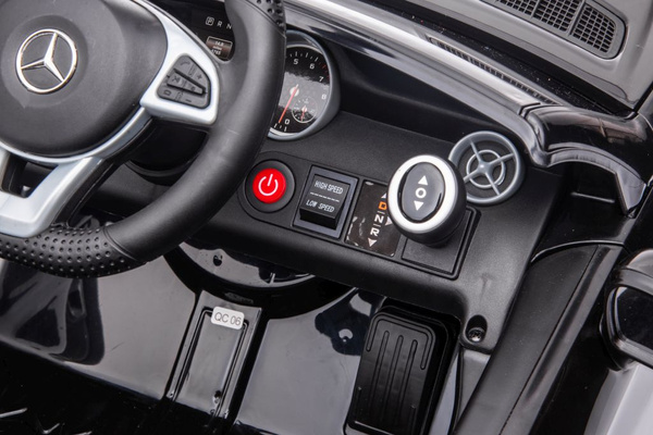 Elektroauto Mercedes SLC 300 Rot