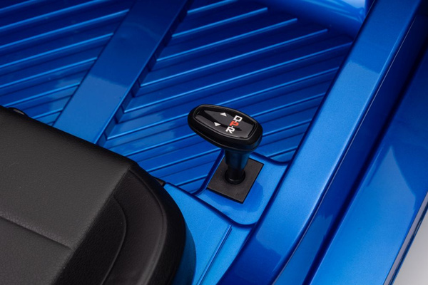 Batteriebetriebenes Auto Mercedes CLA 45s AMG Blau lackiert 4x4