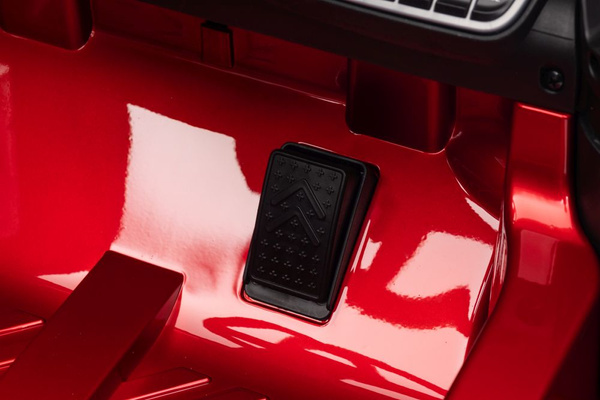 Batteriebetriebenes Auto Mercedes CLA 45s AMG Rot lackiert 4x4