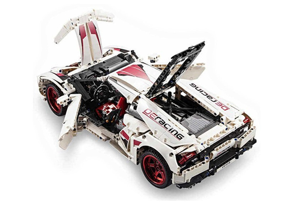 Block Sports Car 1,696 elements