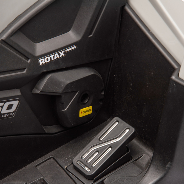 Quad Can Am Outlander 4x4 DK-CA005 Grau