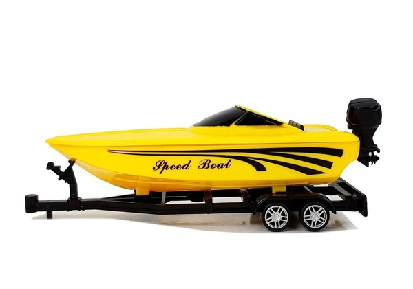 Wohnmobile with a Yellow Motorboat and 1:48 Friction Drive