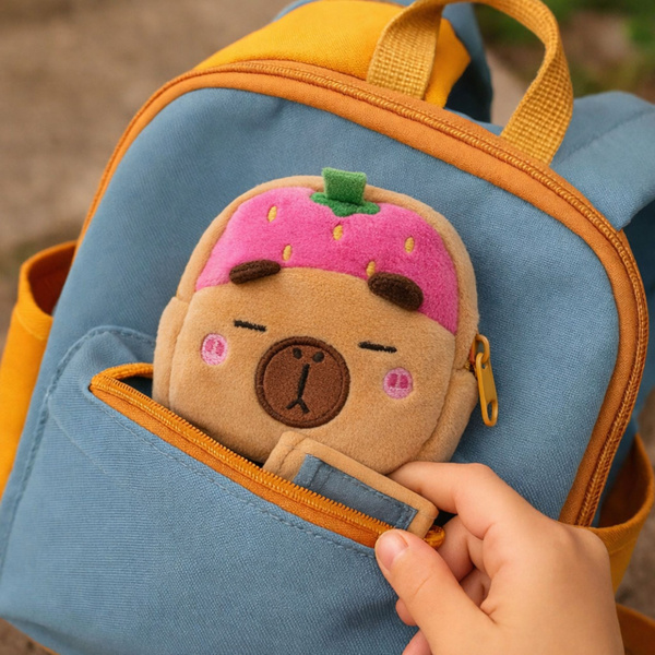 Plüschgeldbörse mit Schlüsselanhänger, Capybara-Erdbeerrosa, 9,5 x 8 cm