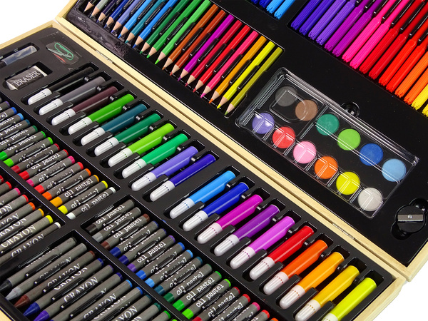 Artistic Painting Set Wooden Suitcase 180 Pieces