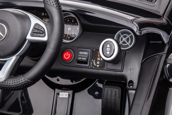 Electric Ride On Car Mercedes SLC 300 Black