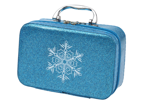 Ein Kosmetikset in einem Crown Blue Nagel-Make-up-Etui