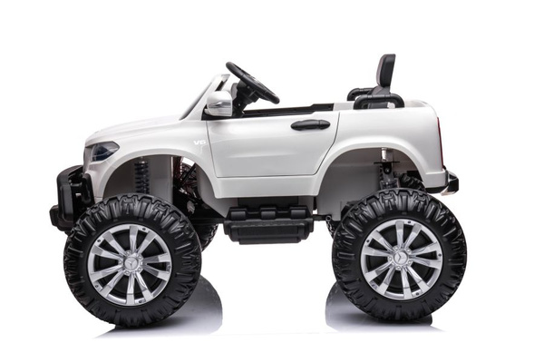 Batteriebetriebenes Auto Mercedes DK-MT950 4x4 Weiß
