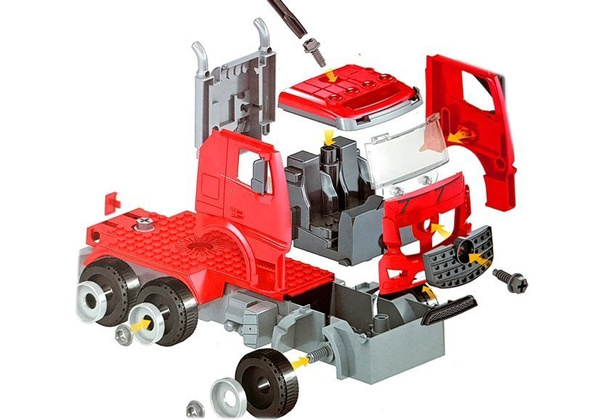 DIY Firetruck 2in1 Kit Removable Lifts Screwdriver Sound Light Effects Helmet