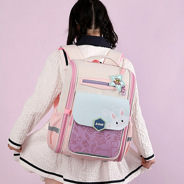 Schulrucksack mit Kaninchen-Brustgurt Pastell 21L
