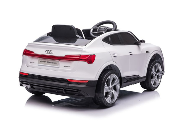 Electric Ride On Car Audi E- Tron QLS-6688 White