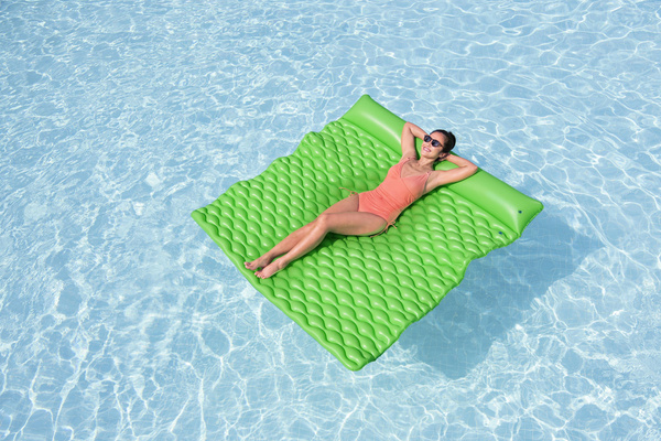 Aufblasbare Schwimmmatratze für drei Personen Bestway 213 x 170 x 21 cm 44106