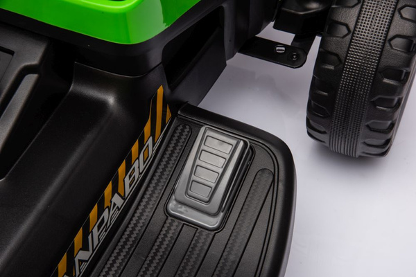 Batteriebetriebener Traktor BBH-030, grün