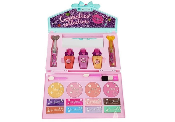 Set of Cosmetics in a Purse Mirror Glitter Nails