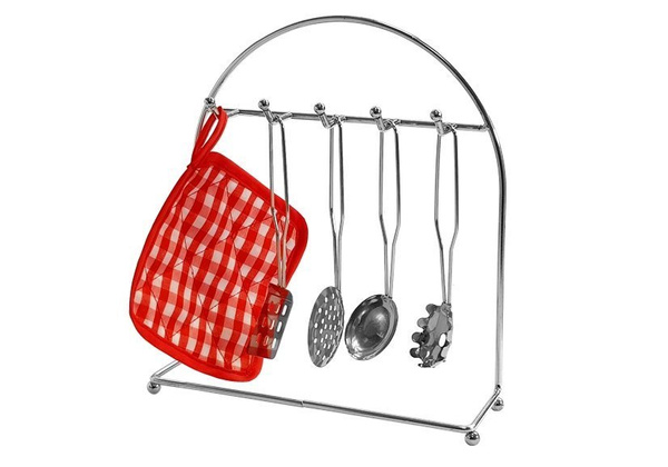 Ein Set Geschirr, Töpfe und kleine Köche, Edelstahl