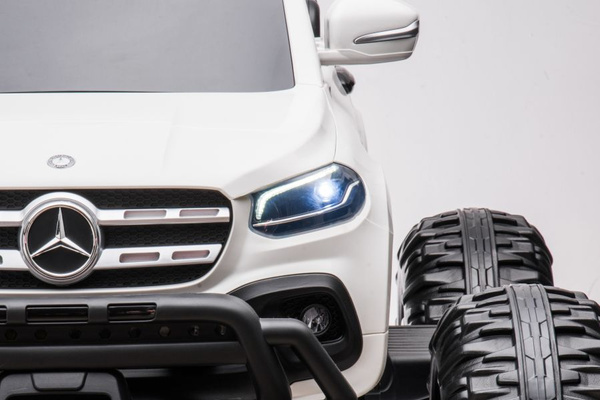 Battery-powered car Mercedes DK-MT950 4x4 White