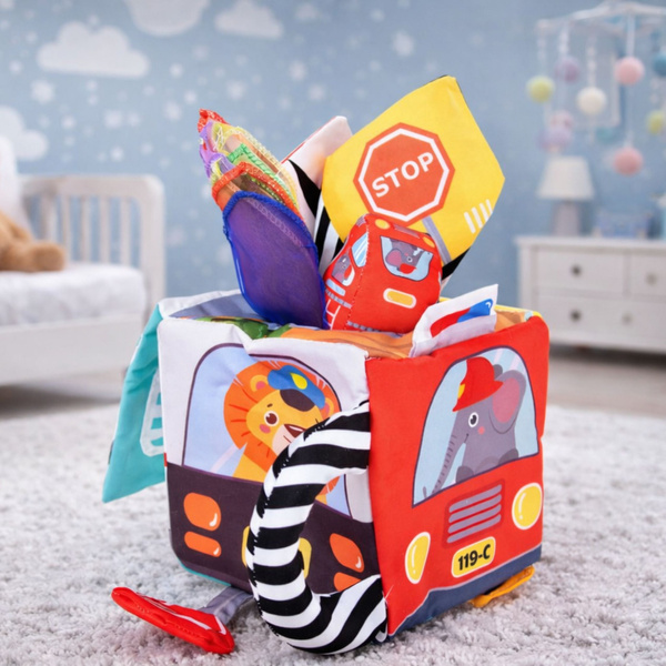 Weicher Sinneswürfel mit Spiegelautos und Verkehrsschildern für Kleinkinder