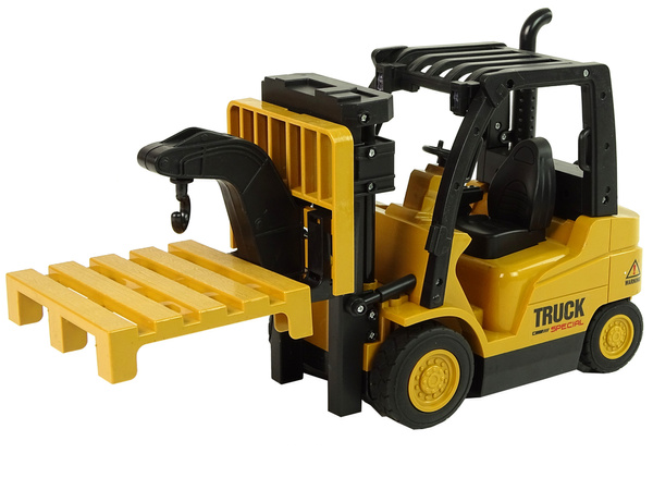 Remote Controlled Forklift Truck 360 Degree Rotation Yellow Pilot