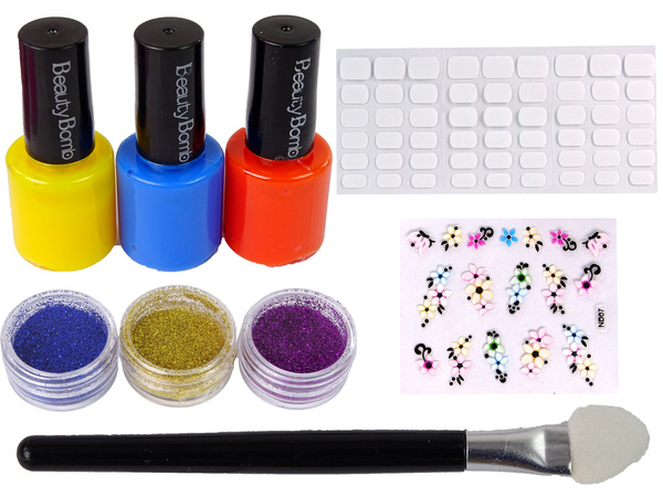 Großes Nagellackier-Set Nagellacke Aufkleber Trennblätter