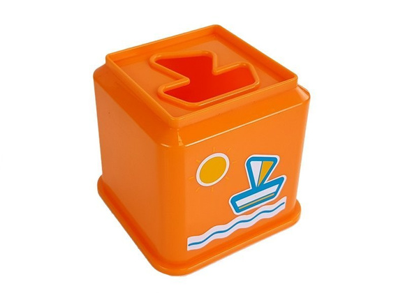 Pyramid of Cups Square mit Bildern von Fahrzeugen Sortierer für ein Baby