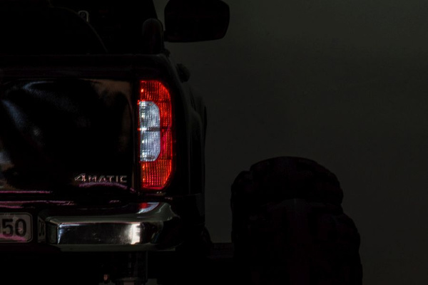 Battery-powered car Mercedes DK-MT950 Black