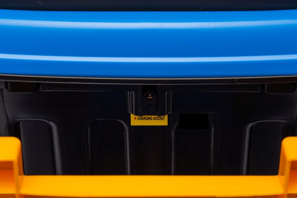 Battery-powered tractor BBH-030 Blue