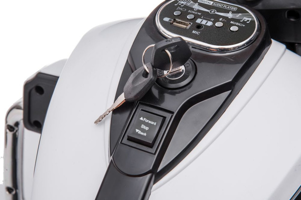 Goldwing Three-Wheeled Battery Motorcycle White