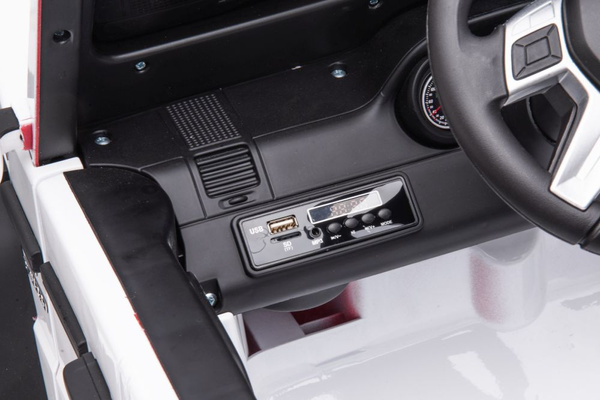 Electric Ride On Car Mercedes Benz G63 White