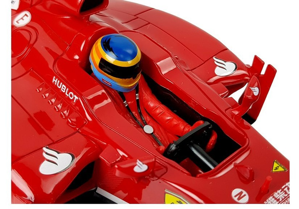 Funkgesteuerter F1 Bolid Ferrari F138 Rot 1:12 2.4G