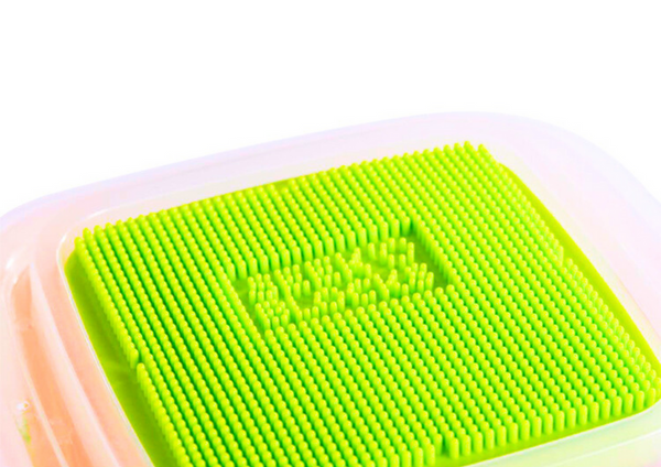 Set of Blocks in a Box of 200 Multicolored Elements