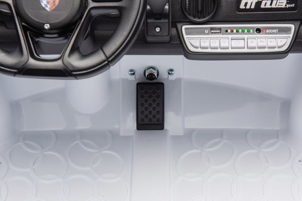 Batteriebetriebenes Auto S322 Weiß 4x4