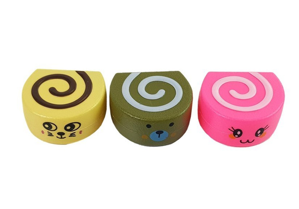 Teeservice: Geschirr + Süßwaren