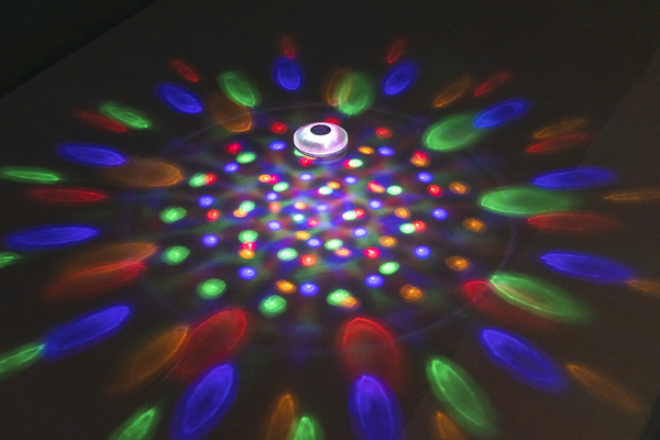 Lampa basenowa oświetlenie LED na baterie Bestway 58419