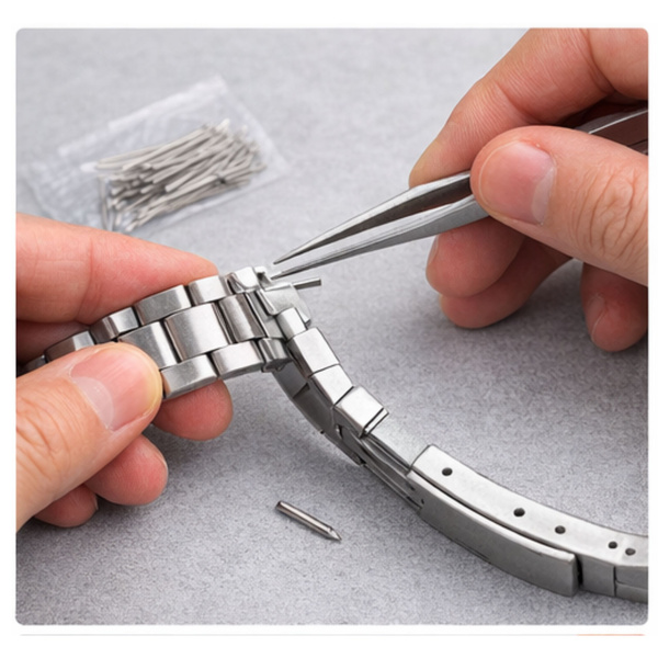 Uhrenreparaturset, Profi-Werkzeugkoffer, 147-teilig.