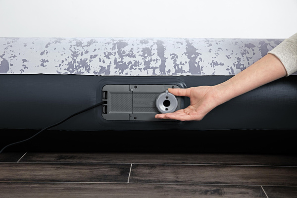 Air Mattress With Pump 203 x 152 x 30 cm Bestway 67836